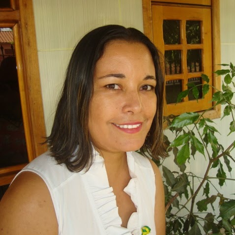 Angela Vieira Photo 25
