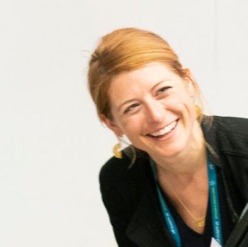 Angela Huston Photo 34