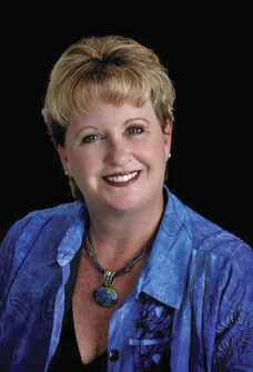 Elizabeth Benson Photo 6