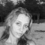Crystal Reinhardt Photo 20