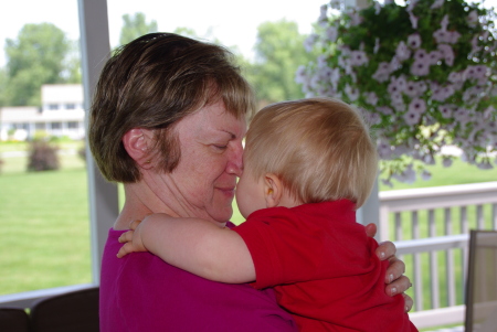 Judy Tucker Photo 22