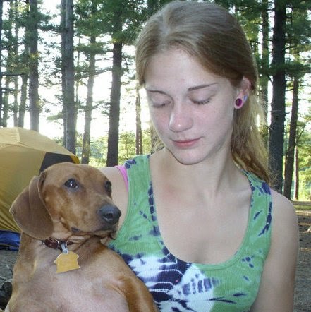 Laura Arnett Photo 24