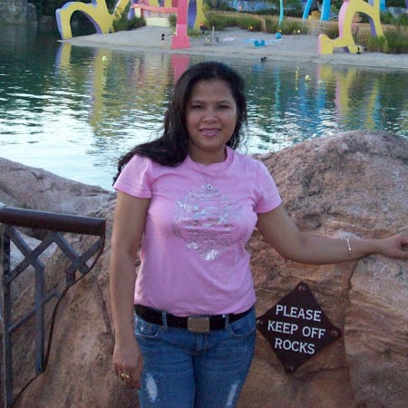 Jacqueline Mills Photo 15