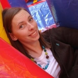 Maggie Phillips Photo 19