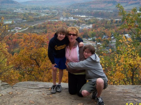 Kelly Garrison Photo 30