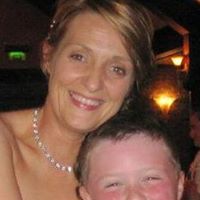 Lynda Martin Photo 13