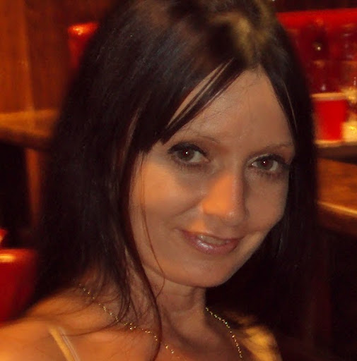 Rachael Myers Photo 39