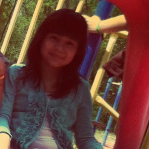 Anne Ramirez Photo 22