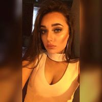 Holly Knox Photo 26