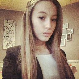 Amber Aston Photo 21