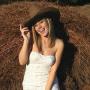 Linda Brookes Photo 20