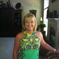 Katherine Robertson Photo 40
