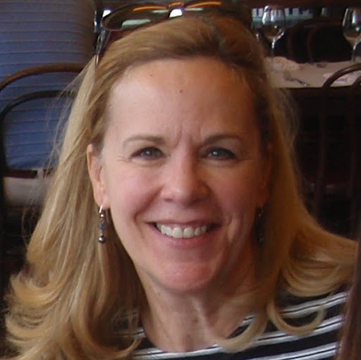 Eleanor Moore Photo 38
