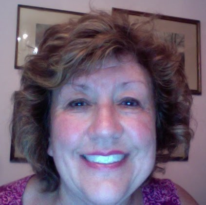 Lorraine Bell Photo 34