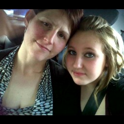 Nicki Burton Photo 8