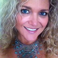 Heidi Taylor Photo 17