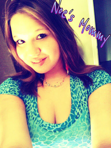 Kimberly Hernandez Photo 16