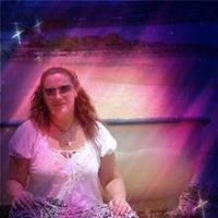 Rachel Wheeler Photo 25