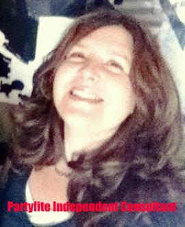 Laura Jenkins Photo 36