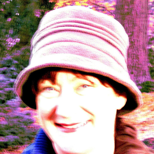 Tracy Hennessy Photo 1