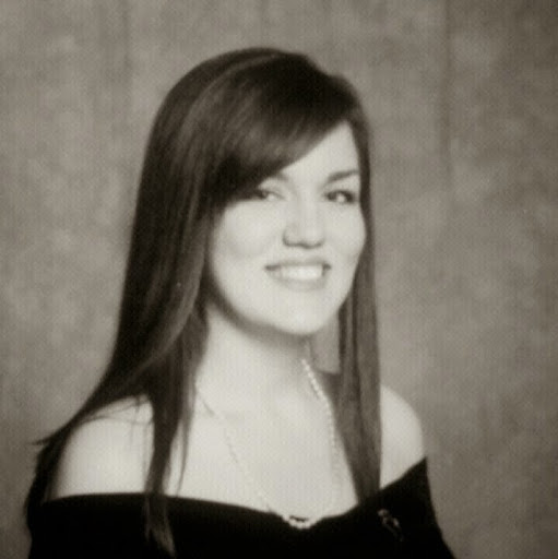 Sarah Watts Photo 7