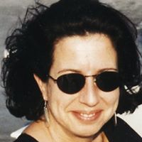 Christina Donahue Photo 10