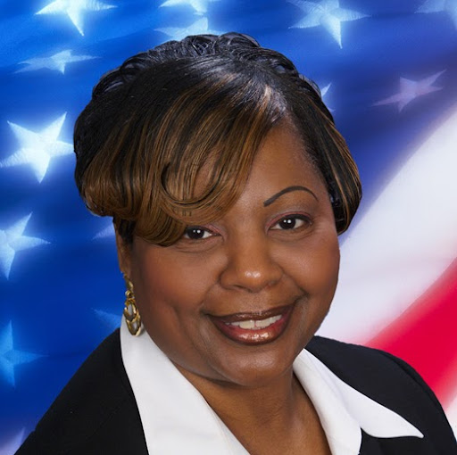 Michelle Crockett Photo 34