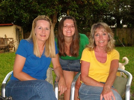 Tammy Lloyd Photo 32