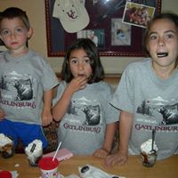 Jennifer Conley Photo 6