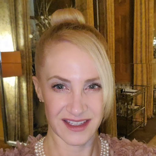 Kathleen Pearson Photo 39