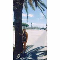 Danielle Petersen Photo 19
