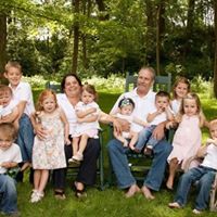 Julie Howell Photo 12