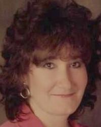 Laurie Collins Photo 26