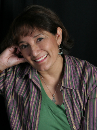 Linda Cabrera Photo 37
