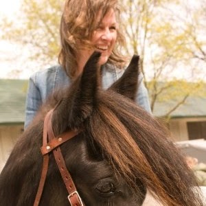 Julie Knutson Photo 11