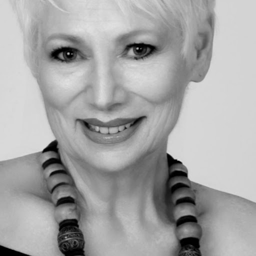 Debbie Cullen Photo 22