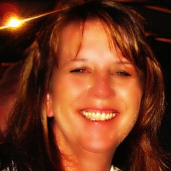 Debbie Mackey Photo 27