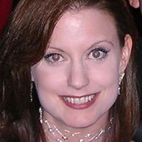 Julie Whelan Photo 22