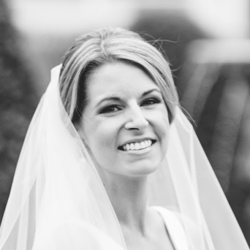 Julie Eckert Photo 8