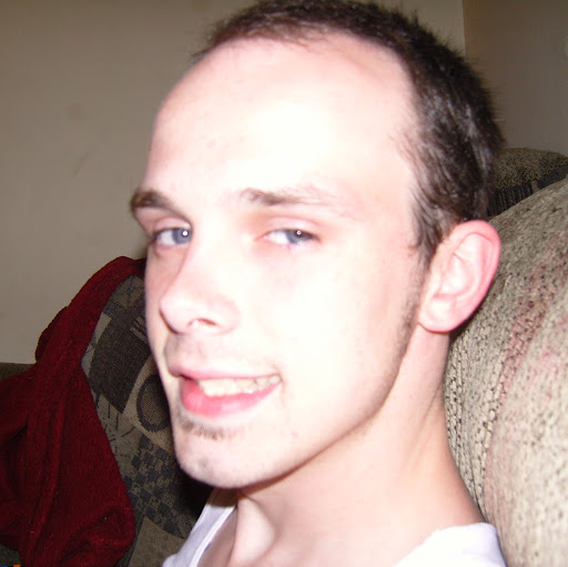Tyler Lowe Photo 32