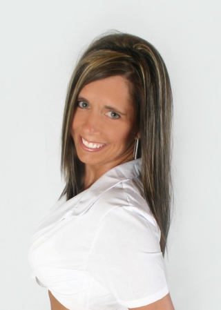 Michelle Lessard Photo 24