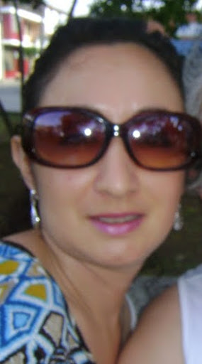 Vivian Hernandez Photo 34