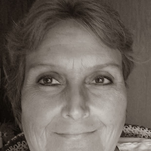 Renee Schultz Photo 5