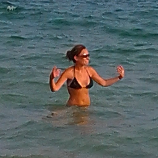 Kristina Sims Photo 8