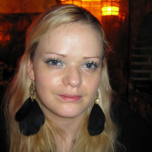 Jessie Simons Photo 3
