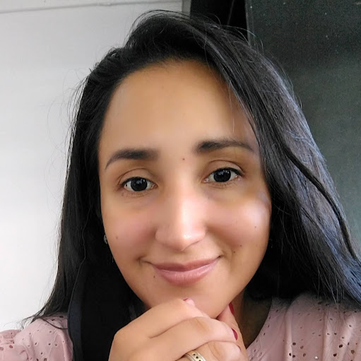Jennifer Avila Photo 30