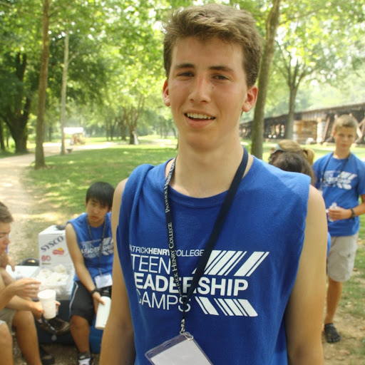 Tyler Newton Photo 9
