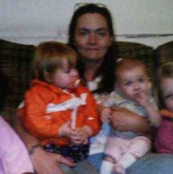 Betty Rowe Photo 29
