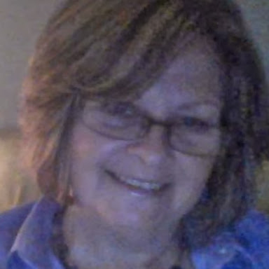 Julie Shaw Photo 32
