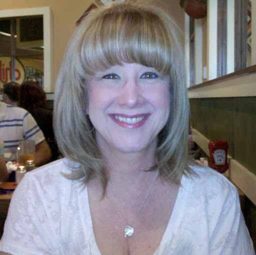 Lynn Curtis Photo 19